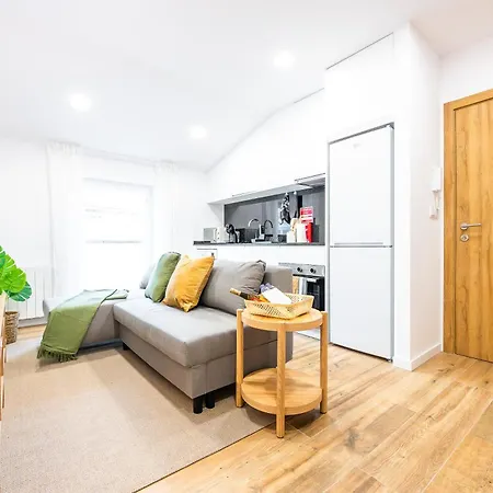 Charming Santo Antonio Roof Apartment *