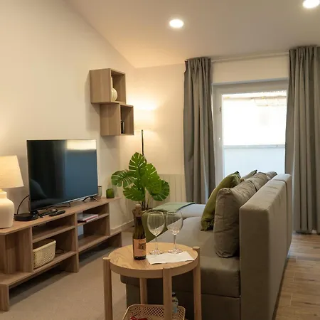 Charming Santo Antonio Roof Apartment