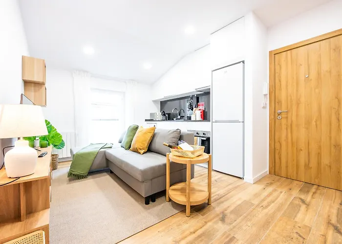 Charming Santo Antonio Roof Apartment *