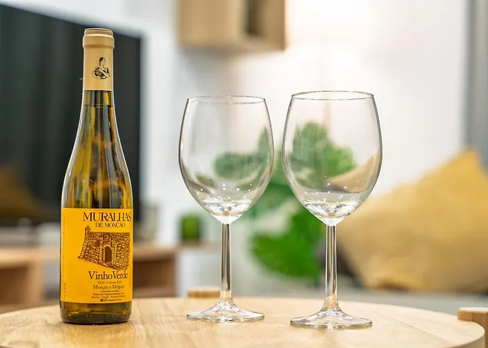 Charming Santo Antonio Roof Monção